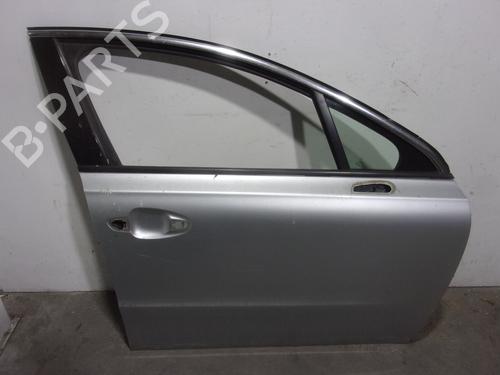 Used Right front door PEUGEOT 508 I (8D_) 1.6 HDi (112 hp) 16157521