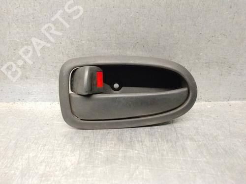 Venstre bagtil invendig håndtag Venstre bagtil invendig håndtag HYUNDAI MATRIX (FC) 1.5 CRDi VGT (110 hp) 34383345 34383345