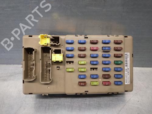 Used Fuse box SUBARU LEGACY IV Estate (BP) 3.0 R AWD (BPE) (245 hp) 14833030
