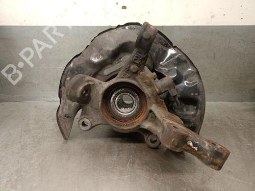 Used Left front steering knuckle TOYOTA COROLLA (_E12_) 1.4 D (NDE120_, NDE120R) (90 hp) 26605418