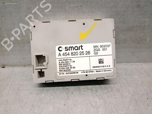 Used Electronic module SMART FORFOUR (454) 1.1 (454.030) (75 hp) 30801324