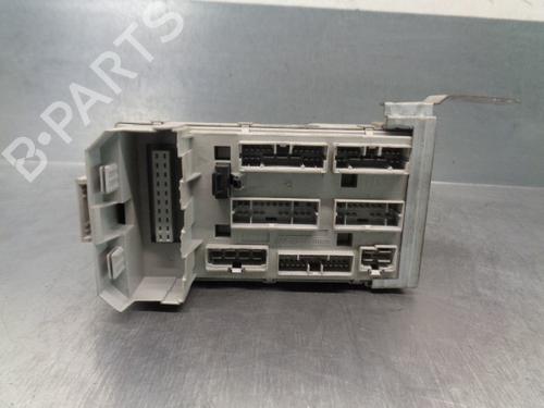 Used Fuse box HYUNDAI XG (XG) 350 (197 hp) 12132756
