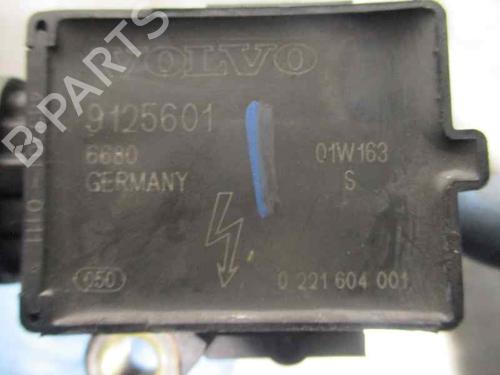 Used Ignition coil VOLVO S80 I (184) 2.4 (140 hp) 2058345