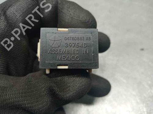 Right front window switch CHRYSLER 300M (LR) 2.7 V6 24V | BP9236480I26 