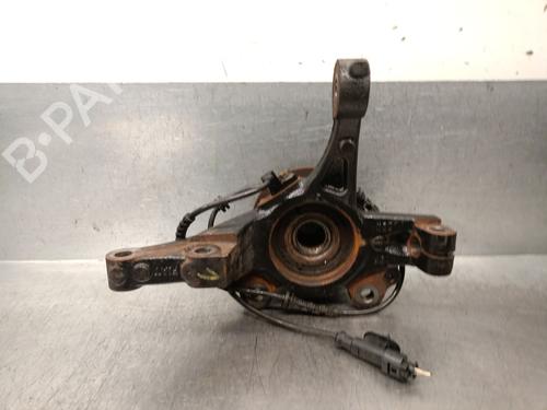 Used Right front steering knuckle FIAT 500L (351_, 352_) 1.3 D Multijet (199LXY1A, 199LXY11) (84 hp) 31945048