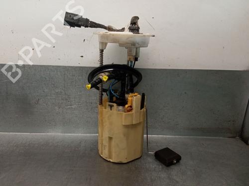 Used Fuel pump MERCEDES-BENZ A-CLASS (W169) A 180 CDI (169.007, 169.307) (109 hp) 27624972