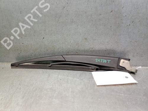 Used Rear windshield wiper arm Rear windshield wiper arm 32868329 32868329