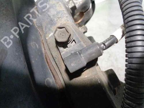 Left front steering knuckle HYUNDAI SANTA FÉ II (CM) 2.2 CRDi GLS 4x4 | BP4566464M25 