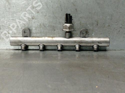 Used Injection rail FORD FOCUS C-MAX (DM2) 2.0 TDCi (136 hp) 29555929
