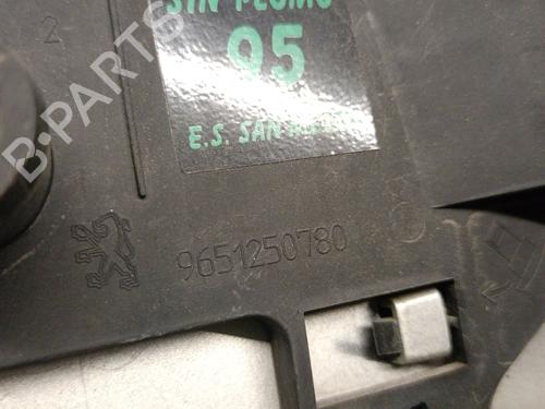 Fuel flap PEUGEOT 1007 (KM_) 1.6 16V | BP30137412C131 