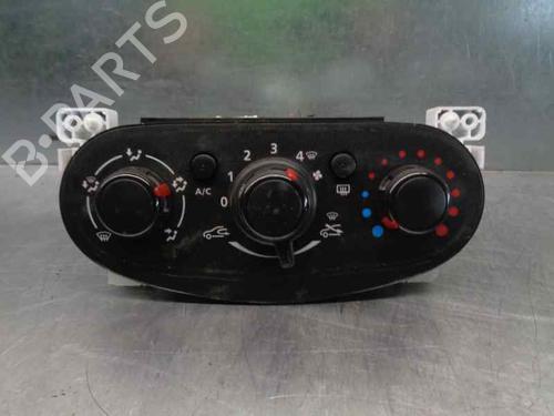Used Climate control DACIA SANDERO II TCe 90 (B8M1, B8MA, B8AC) (90 hp) 8101879