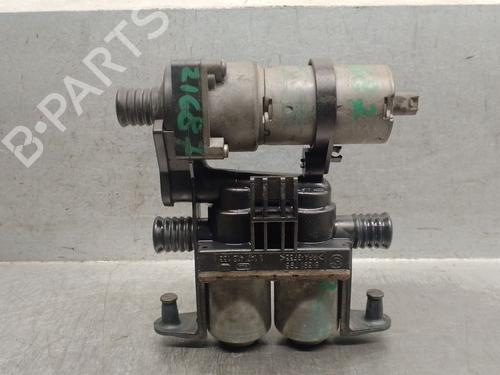 Used Electronic module BMW 7 (E38) 740 i, iL (286 hp) 22740196