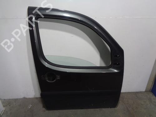 Used Right front door Right front door 12132657 12132657