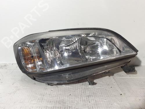 Used Right headlight OPEL ZAFIRA A MPV (T98) 1.6 16V (F75) (101 hp) 23081261