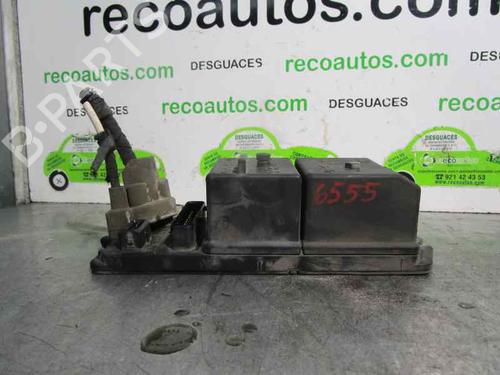 Fuse box ALFA ROMEO 166 (936_) 2.4 JTD (936A2A__) 60661539