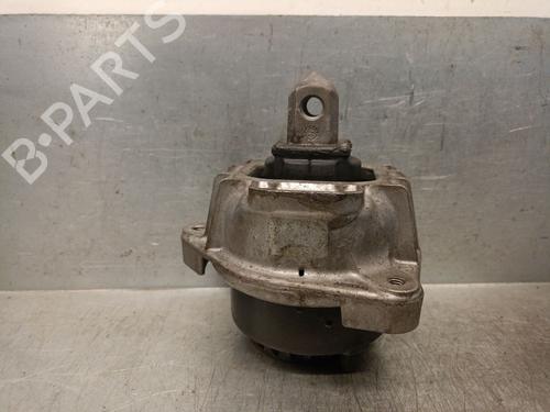 Used Engine mount BMW 5 Gran Turismo (F07) 530 d xDrive (245 hp) 21021931