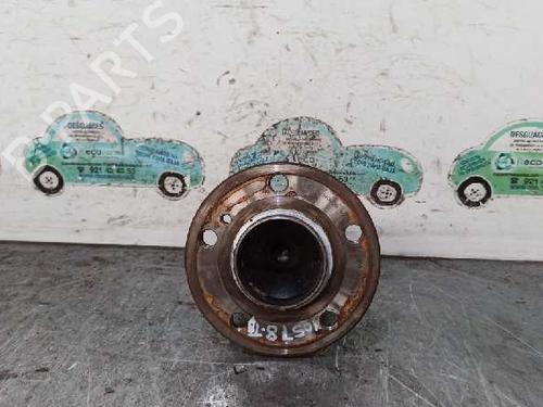 Used Right rear steering knuckle MERCEDES-BENZ CLA Coupe (C117) CLA 200 CDI (117.301) (136 hp) 5147325