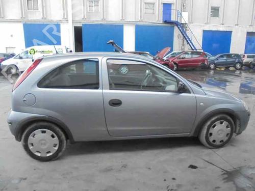 Trzecie światło stopu OPEL CORSA C (X01) 1.3 CDTI (F08, F68) | BP2061185L11 