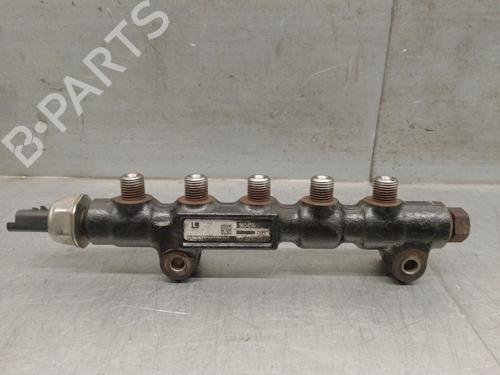 Used Injection rail Injection rail CITROËN C4 Coupe (LA_) [2004-2013] 28008502 28008502
