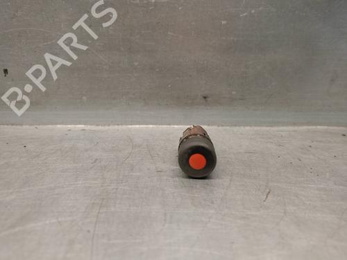 Used Warning switch FORD TRANSIT Bus (FD_ _, FB_ _, FS_ _, FZ_ _, FC_ _) 2.4 DI RWD (F_B_, F_C_, F_A_) (120 hp) 17391753
