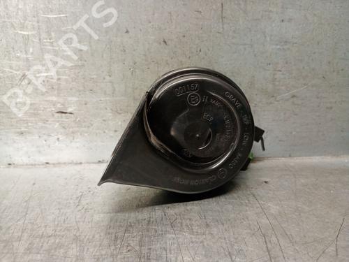 Horn für NISSAN JUKE (F16_) DIG-T 117 (117 hp) 28602574