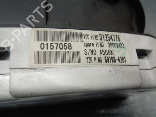 Instrument cluster VOLVO V50 (545) 2.0 D | BP11337026C47 
