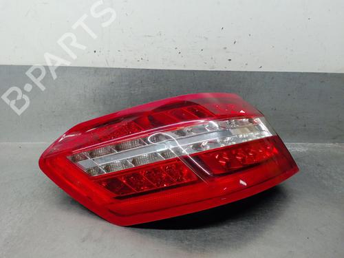 Used Left taillight Left taillight MERCEDES-BENZ E-CLASS (W212) E 350 CDI 4-matic (212.089) (231 hp) 34700370 34700370