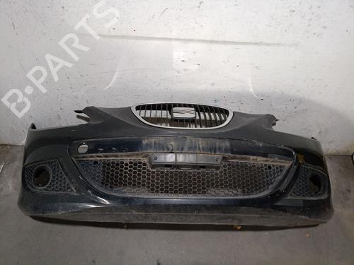 front-bumper-seat-leon-1p1-2005-2006-2007-2008-2009-2010-2011-2012-2013-39950482 main image