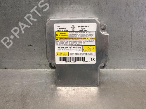 Used ECU airbags CHEVROLET AVEO / KALOS Hatchback (T250, T255) 1.4 (101 hp) 28123657