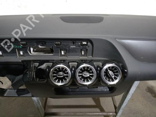 Dashboard MERCEDES-BENZ GLA (H247) GLA 200 d 4-matic (247.713) | BP25496233C46 