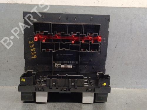 Used Fuse box VW PASSAT B6 (3C2) 2.0 TDI 16V (140 hp) 30168765