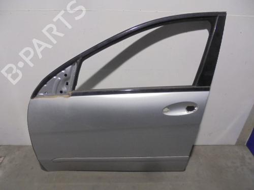 Used Left front door MERCEDES-BENZ R-CLASS (W251, V251) [2005-2017]  10349957