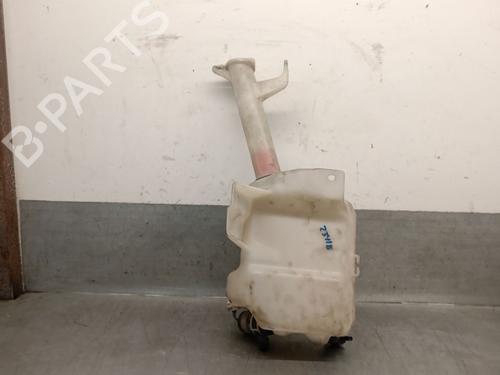 Used Windscreen washer tank MITSUBISHI GRANDIS (NA_W) 2.0 DI-D (NA8W) (136 hp) 28278157