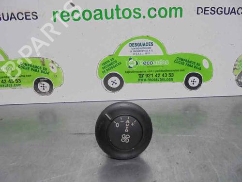 Commande Chauffage CITROËN C8 (EA_, EB_) 2.2 HDi (128 hp) 9423377