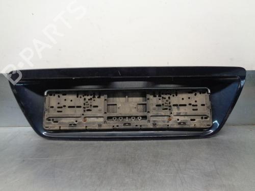 Used Tailgate handle MERCEDES-BENZ C-CLASS T-Model (S203) C 270 CDI (203.216) (170 hp) 8884523