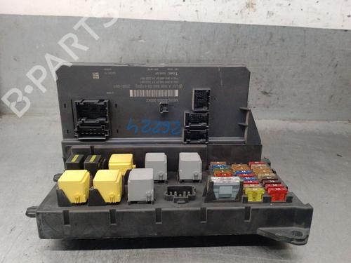 Fuse box VW CRAFTER 30-50 Van (2E_) 2.5 TDI | BP39668848E1 - Image 3