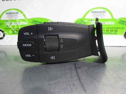 Used Switch SEAT IBIZA IV (6J5, 6P1) 1.2 TDI (75 hp) 2315277
