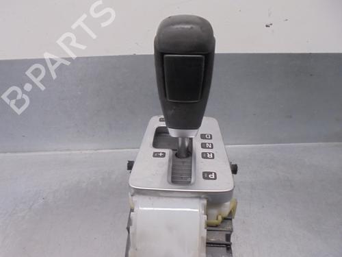 Gear lever VOLVO V60 I (155) D3 / D4 | BP16696748M90 