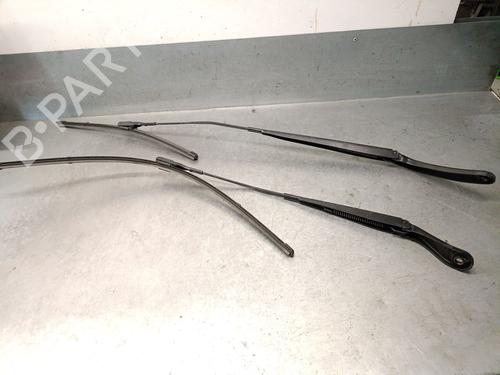 Used Front windshield wiper arm MERCEDES-BENZ VITO Van (W447) 114 CDI 4x4 (447.601, 447.603, 447.605) (136 hp) 28768664