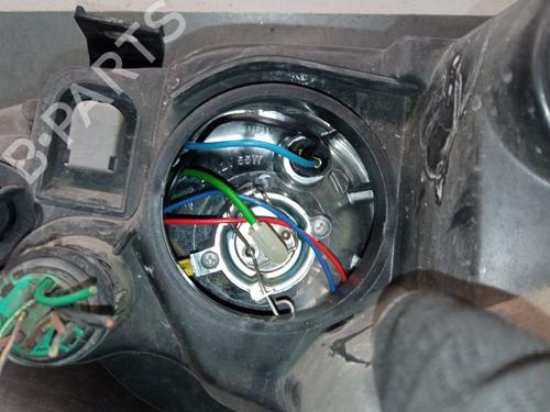 Right headlight ALFA ROMEO 147 (937_) 1.6 16V T.SPARK ECO (937.AXA1A, 937.BXA1A) | BP30173587C29 