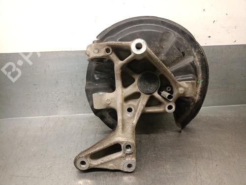 Fusee links achter AUDI Q3 (8UB, 8UG) 2.0 TDI (150 hp) 23426989