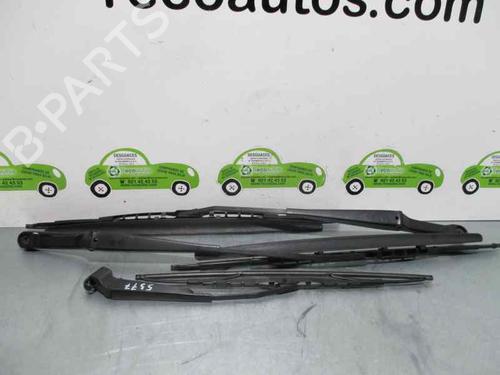 Used Front windshield wiper arm MERCEDES-BENZ M-CLASS (W163) ML 270 CDI (163.113) (163 hp) 3471234
