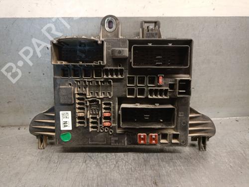 Used Fuse box OPEL INSIGNIA A (G09) 2.0 CDTI (68) (131 hp) 23039515