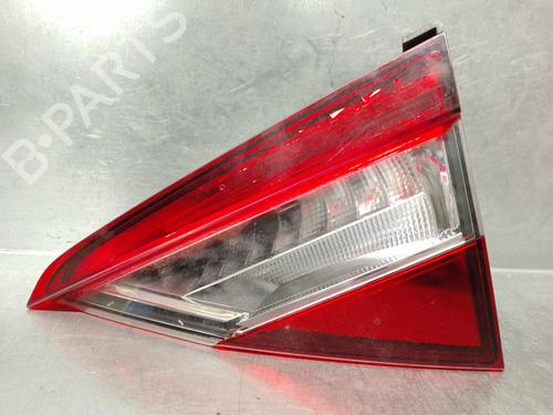 Used Right tailgate light Right tailgate light SKODA SUPERB III (3V3) 2.0 TDI (150 hp) 11928155 11928155