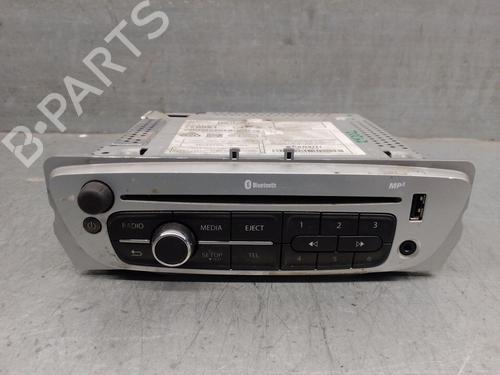 Used Radio RENAULT MEGANE III Hatchback (BZ0/1_, B3_) 1.5 dCi (BZ0C) (90 hp) 31015190