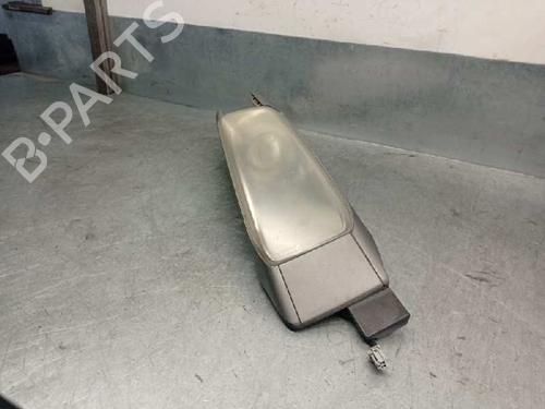 Used Left headlight NISSAN X-TRAIL I (T30) 2.2 dCi (136 hp) 8228142