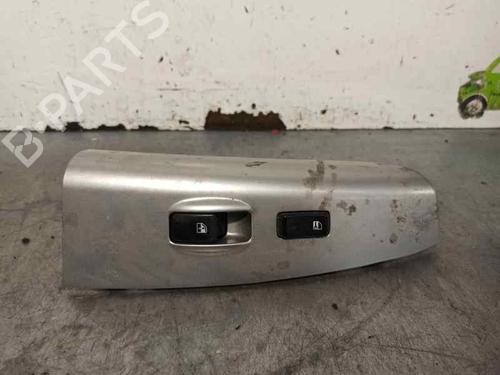 Used Right front window switch KIA SPORTAGE II (JE_, KM_) 2.0 CRDi (140 hp) 5610001