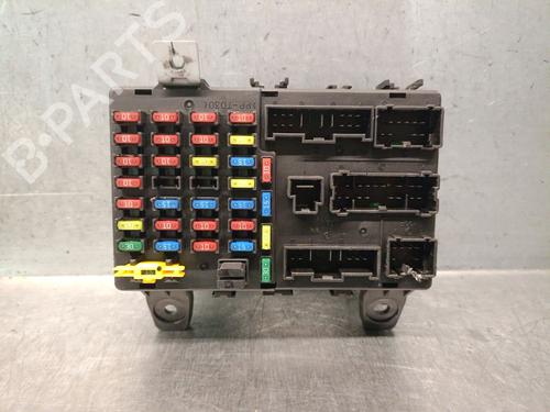 fuse-box-hyundai-getz-tb-2001-2002-2003-2004-2005-2006-2007-2008-2009-2010-2011-38019642 main image