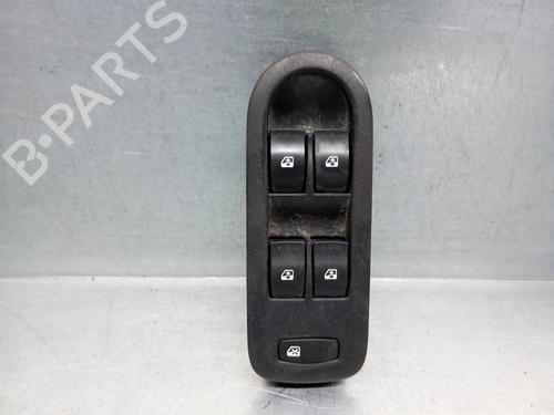 Used Left front window switch RENAULT SCÉNIC II (JM0/1_) 1.6 16V (JM1R) (112 hp) 28113114