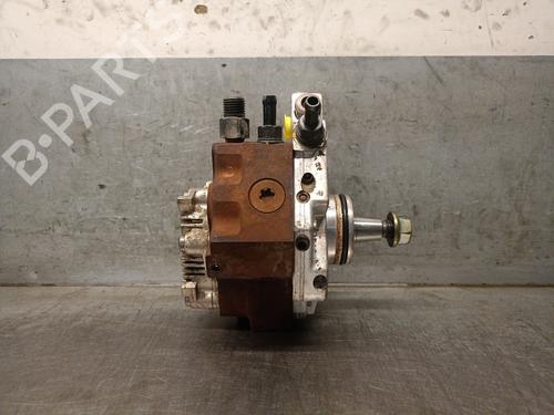 Used Injection pump KIA SORENTO I (JC) 2.5 CRDi 4WD (140 hp) 26324588